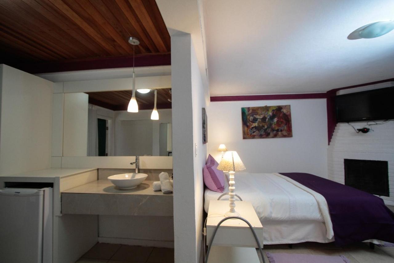 Hotel Pequena Suécia Penedo  Habitación foto
