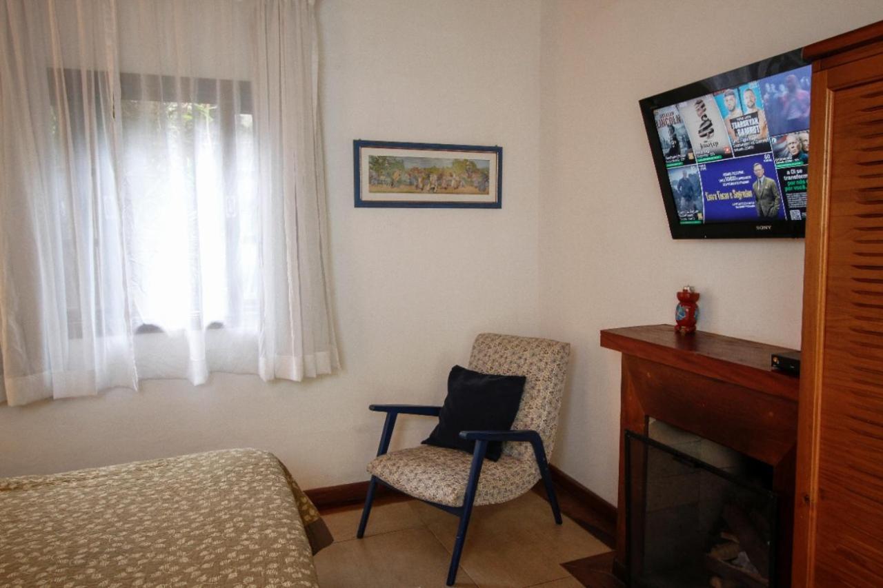 Hotel Pequena Suécia Penedo  Habitación foto